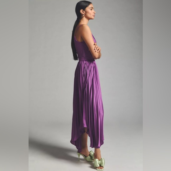 Anthropologie Mac Duggal Pleated V-Neck Dress - Picture 3 of 14